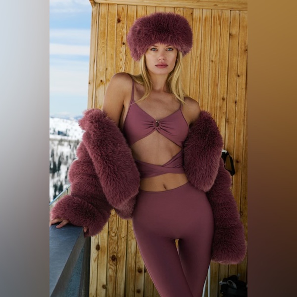ALO Yoga burgundy truffle Airlift A-List Onesie